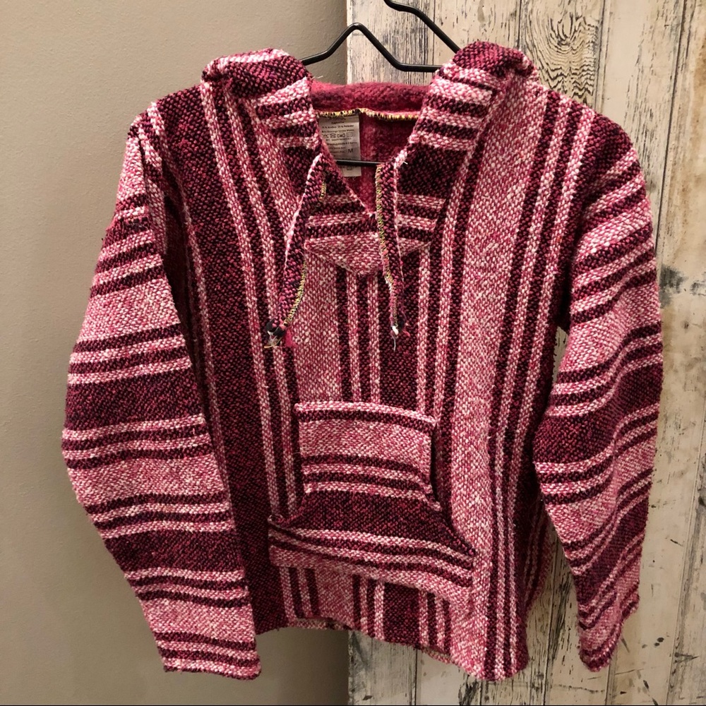 Capucha, like new. Medium